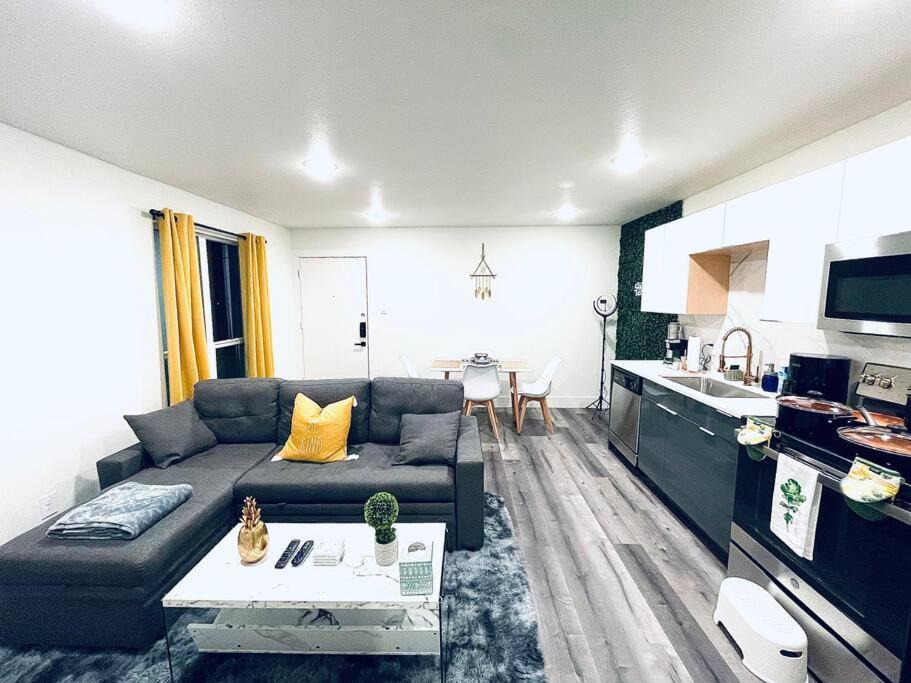 Ferienwohnung Luxe Travel Retreat Near Deep Ellum Dallas Exterior foto